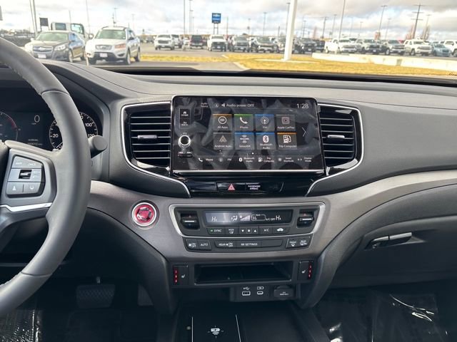 New 2026 Honda Ridgeline RTL image 18