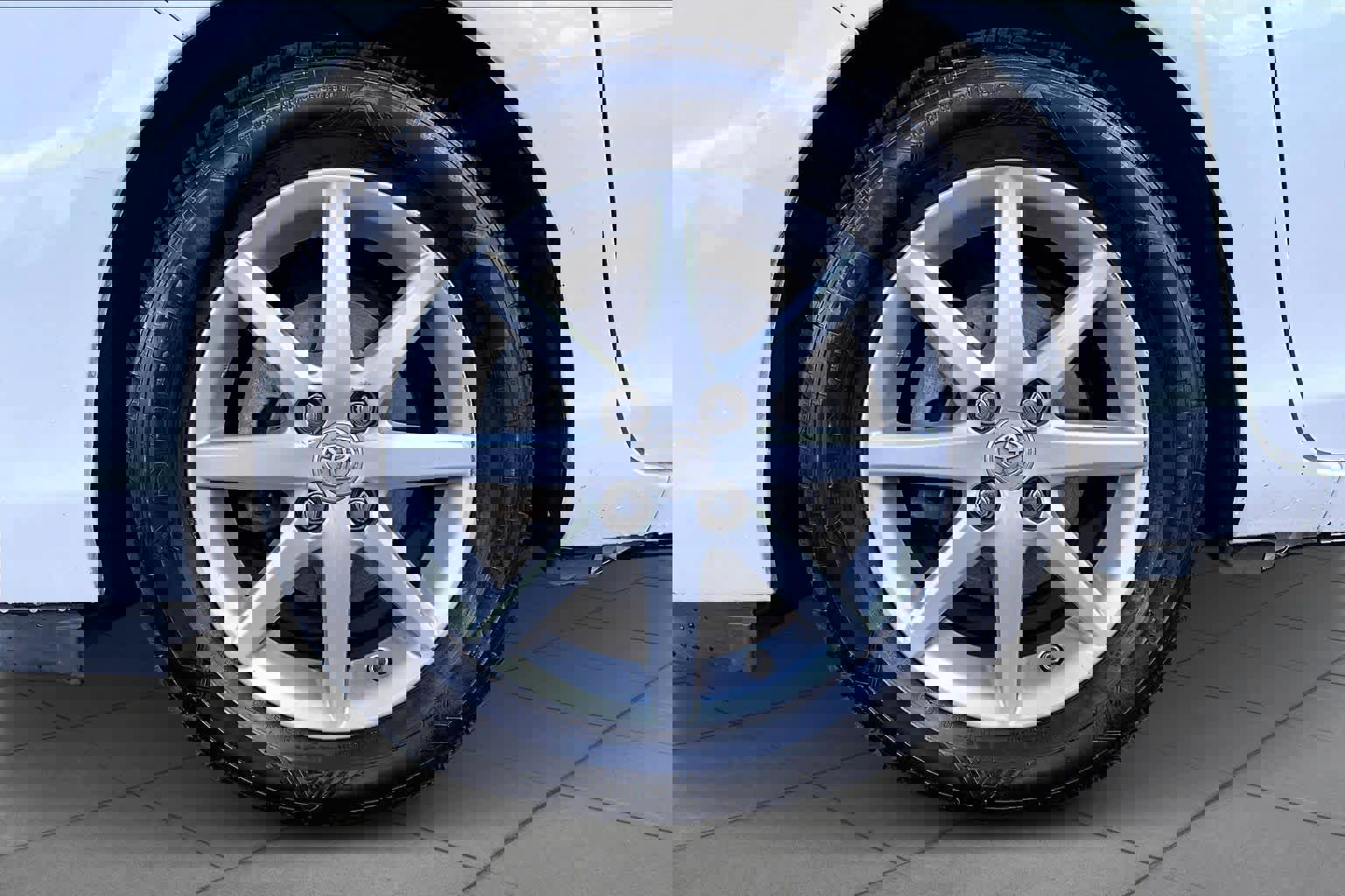 Used 2012 Toyota Prius C Four image 10