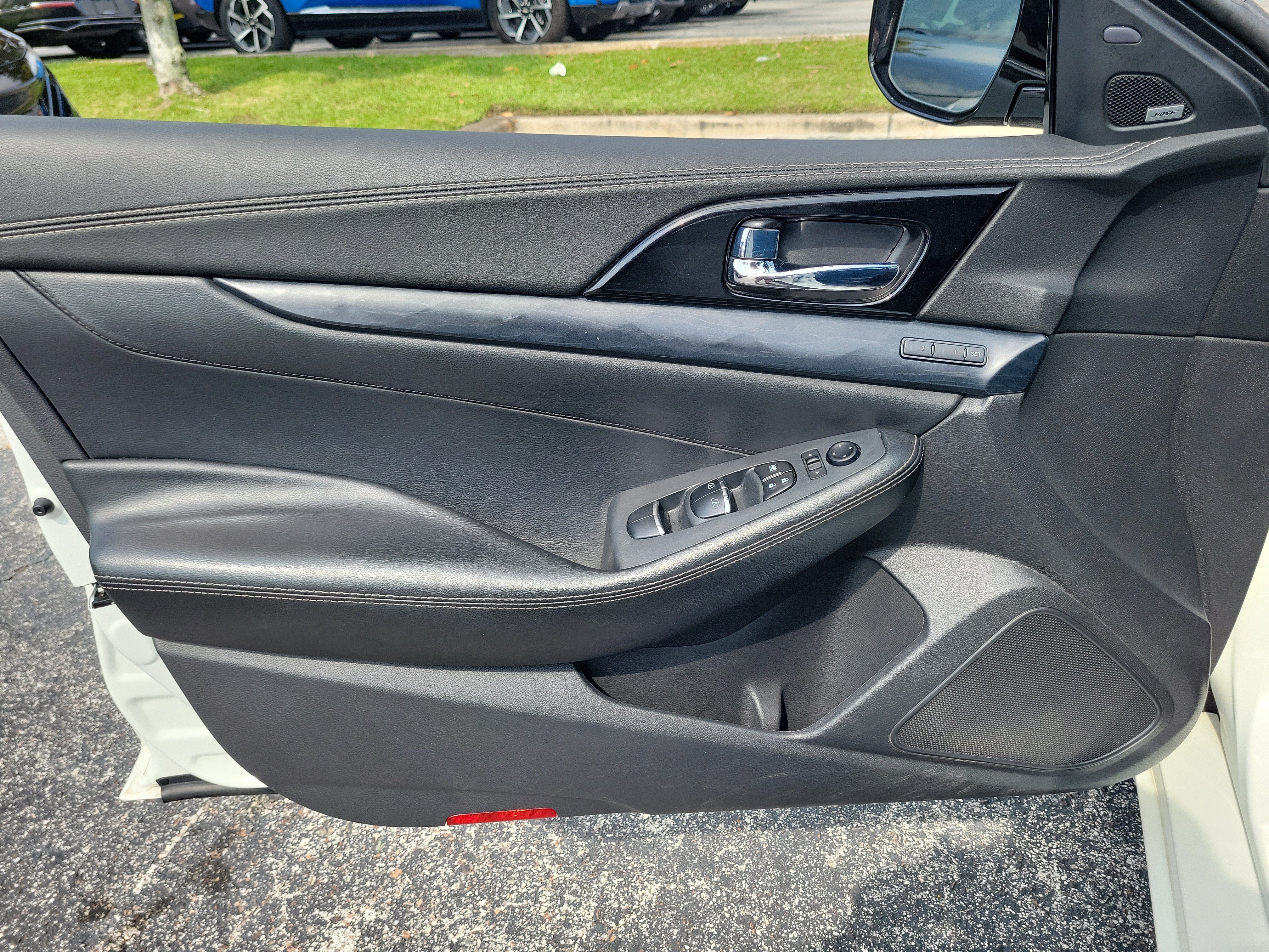 Used 2020 Nissan Maxima Platinum w/ Sport Mat Group FWD image 9