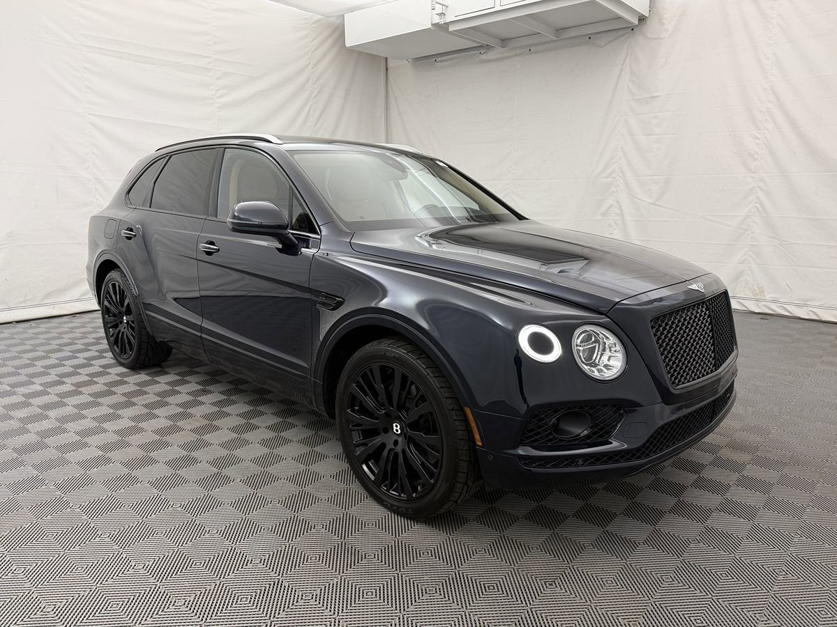 Used 2017 Bentley Bentayga image 4