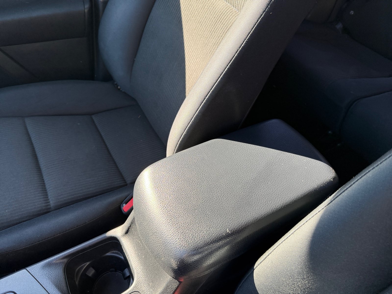 Used 2017 Toyota RAV4 LE w/ Carpet Mat Package FWD image 14