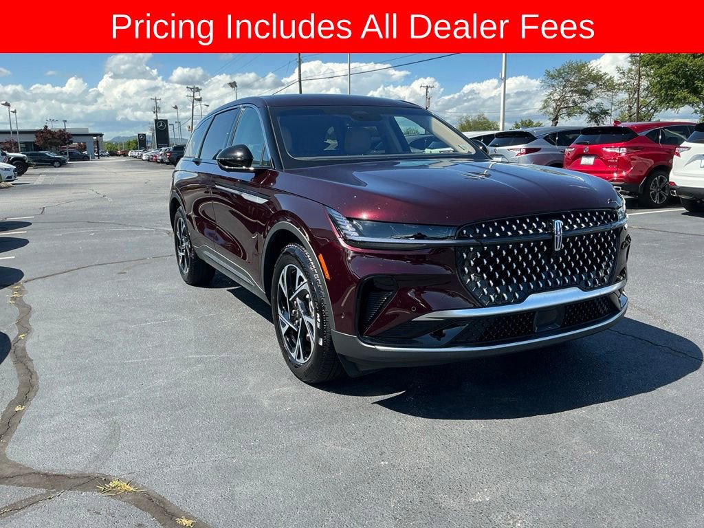 Used 2024 Lincoln Nautilus Premier AWD/4WD image 6