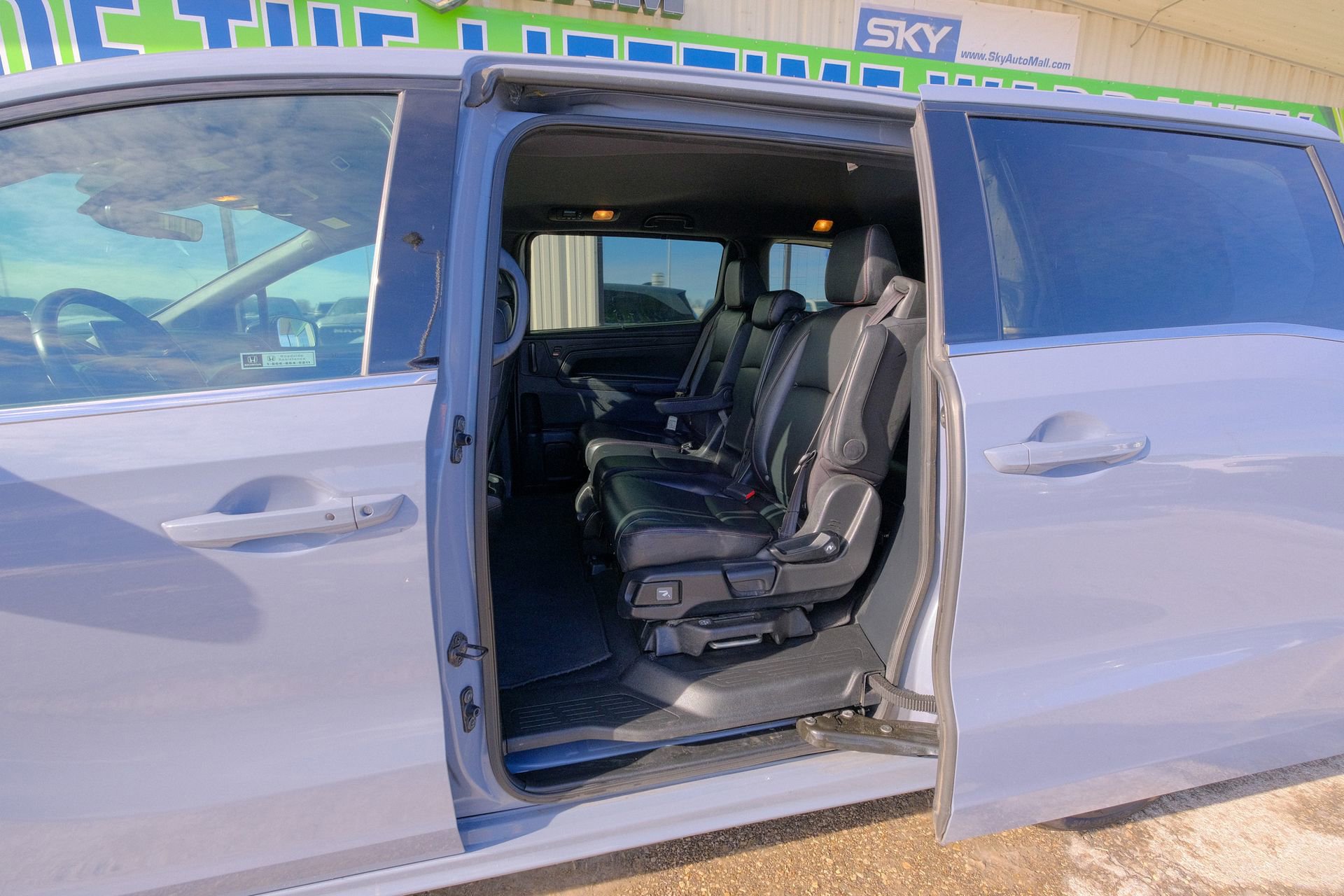 Used 2023 Honda Odyssey Sport image 27