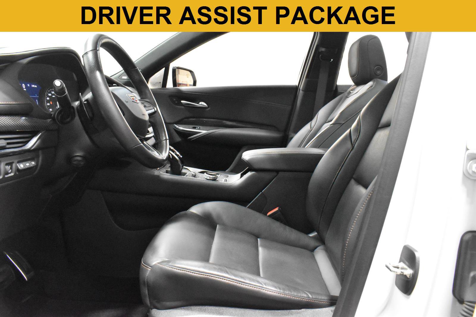 Certified 2023 Cadillac XT4 Sport image 3