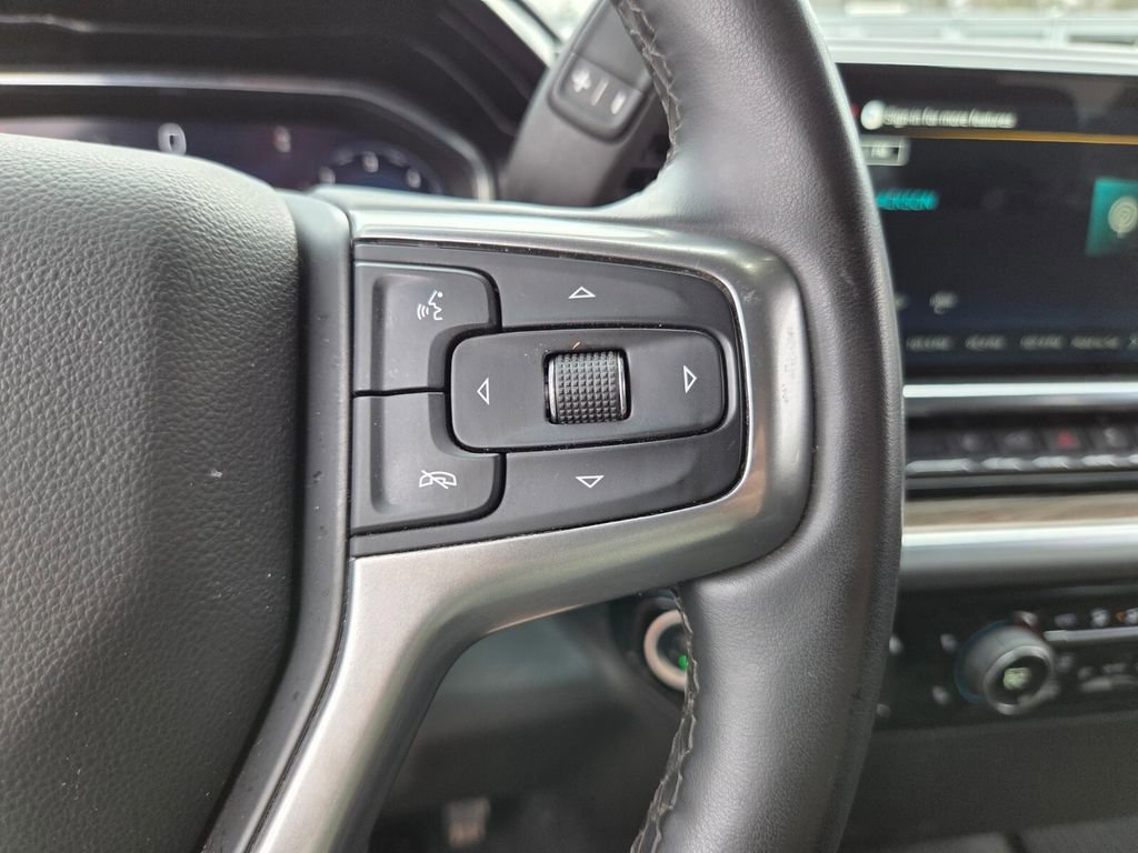 Used 2025 Chevrolet Silverado 2500 LT w/ Convenience Package image 23