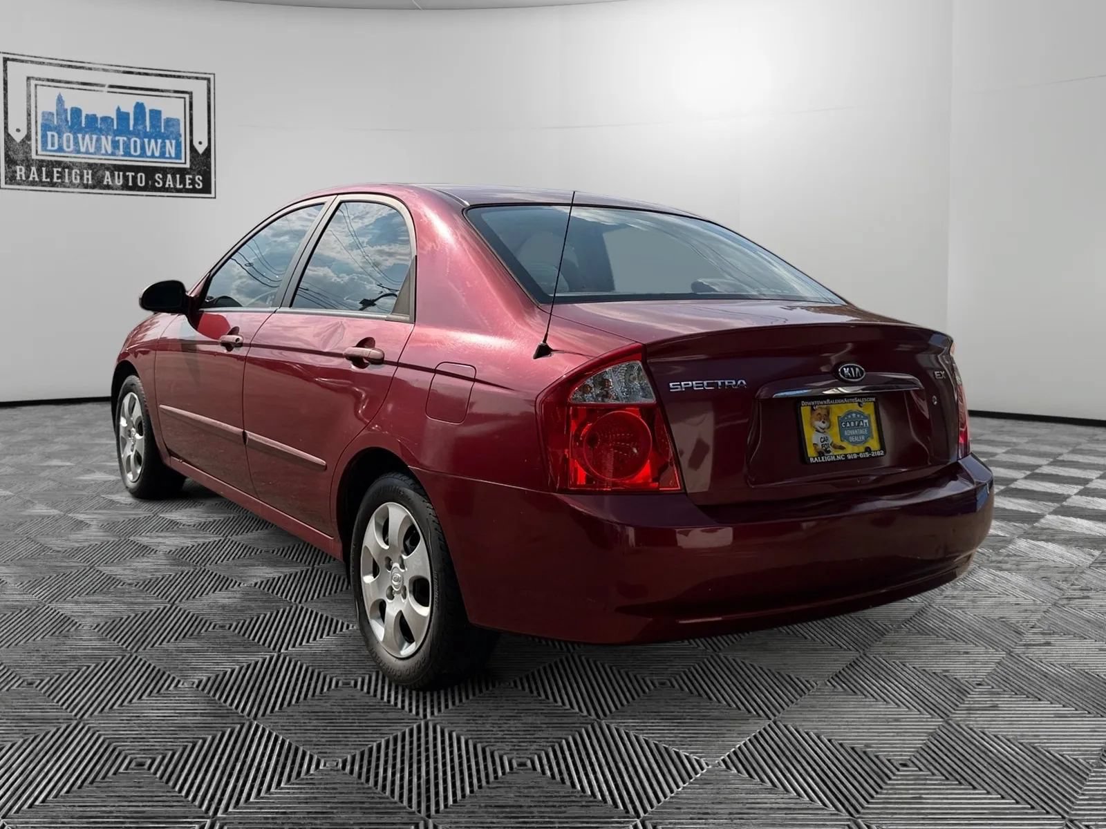 Used 2006 Kia Spectra EX FWD image 8