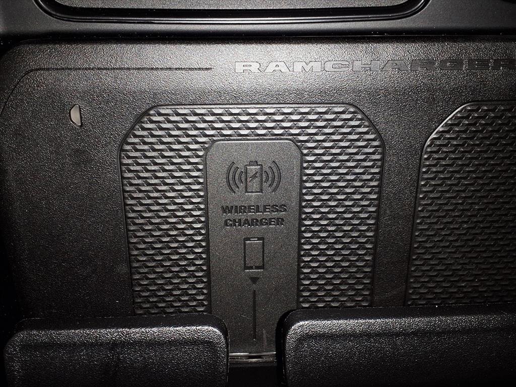 Used 2024 RAM 3500 Limited image 17