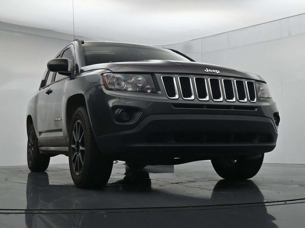 Used 2017 Jeep Compass Sport w/ Power Value Group AWD/4WD image 18