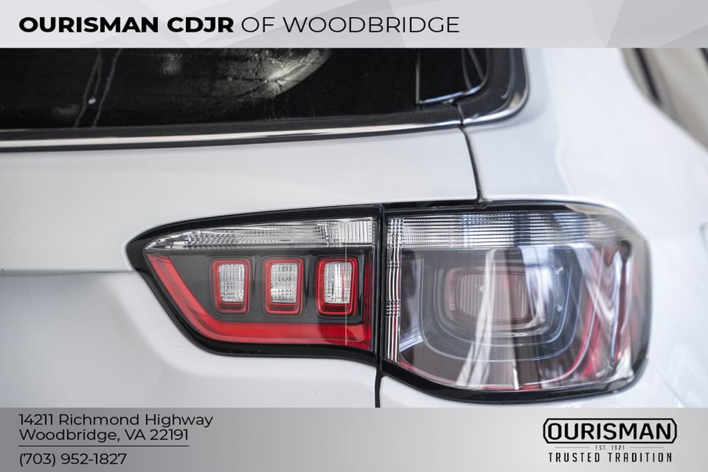 Used 2022 Jeep Compass Limited image 7