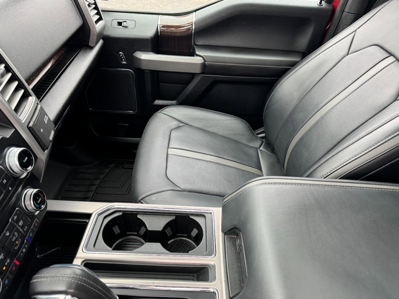 Used 2017 Ford F150 Platinum w/ Equipment Group 701A Luxury image 12