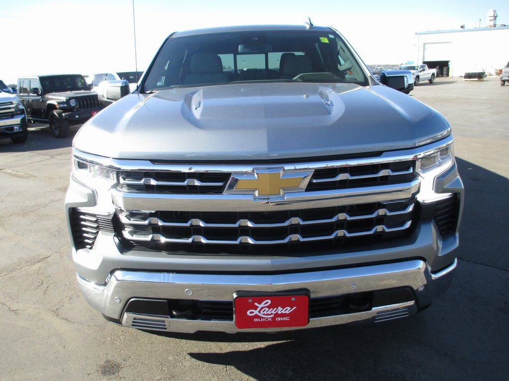 Used 2023 Chevrolet Silverado 1500 LTZ w/ LTZ Convenience Package II image 11