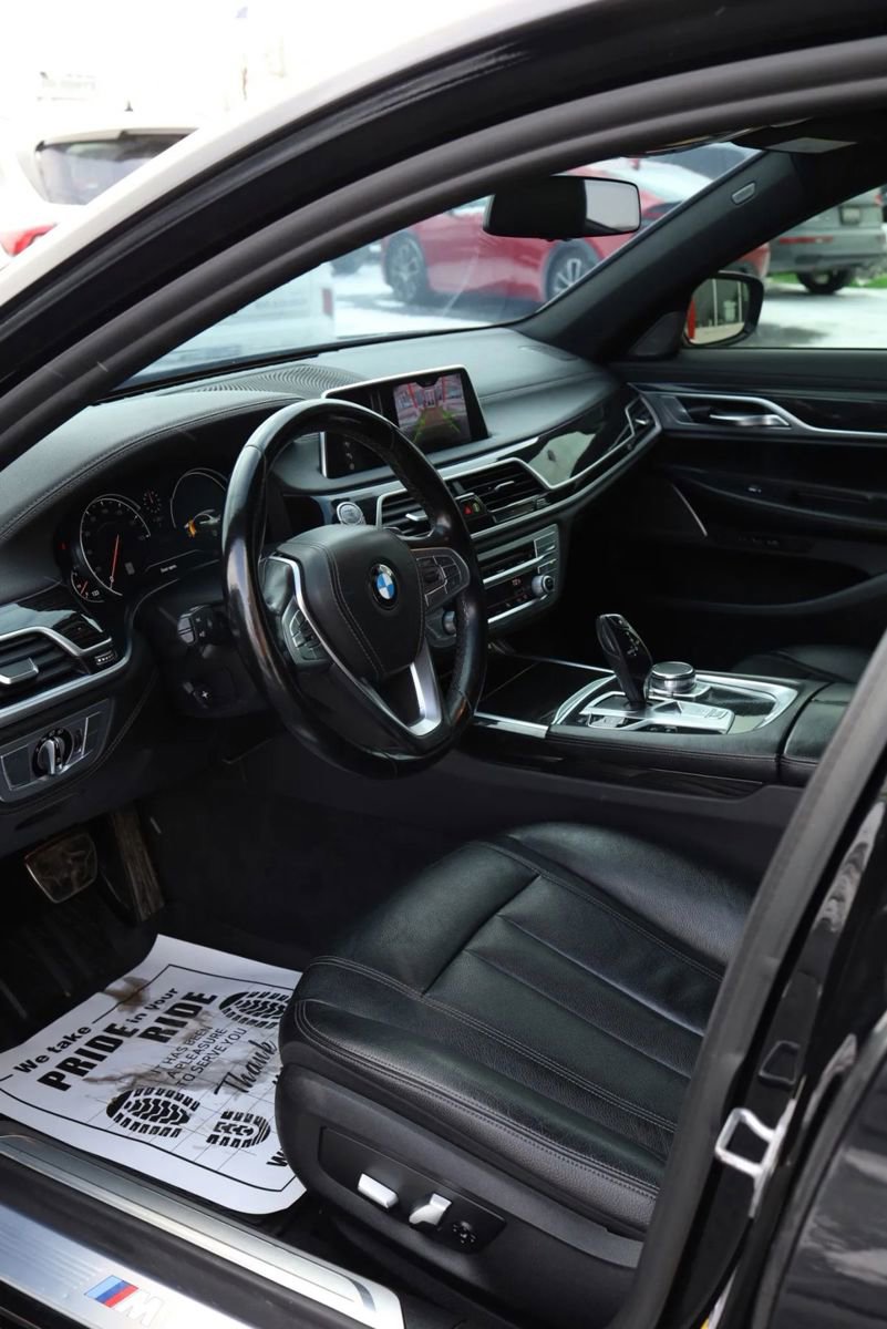 Used 2019 BMW 740i 740i Sedan 4D w/ M Sport Package image 13