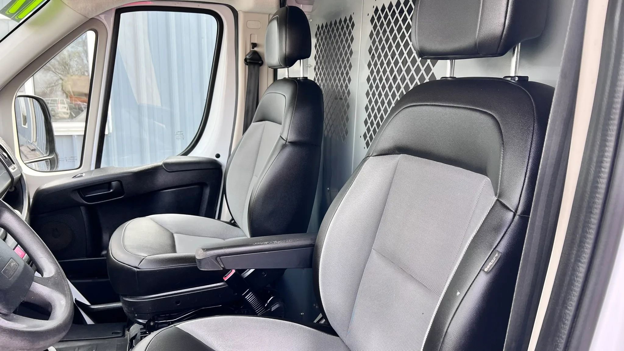 Used 2017 RAM ProMaster 2500 FWD image 15