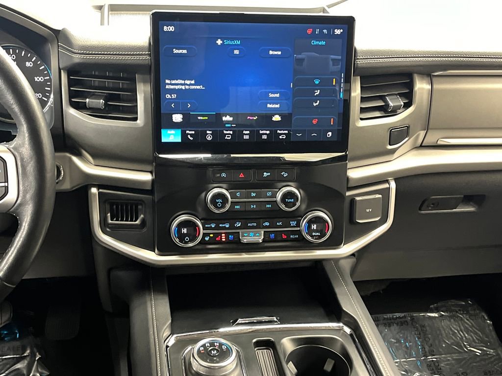 Used 2024 Ford Expedition XLT image 24