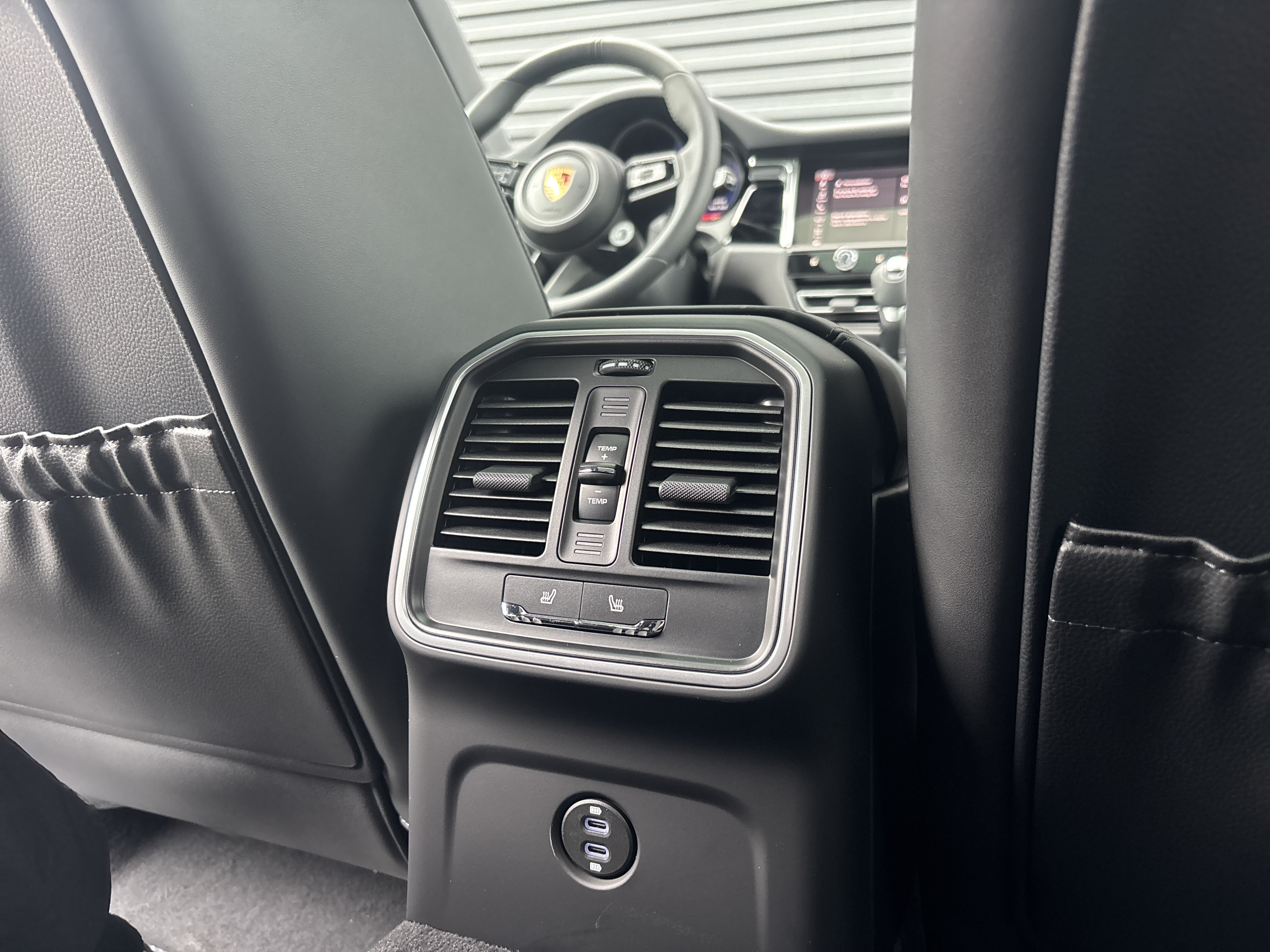 New 2026 Porsche Macan AWD/4WD image 19