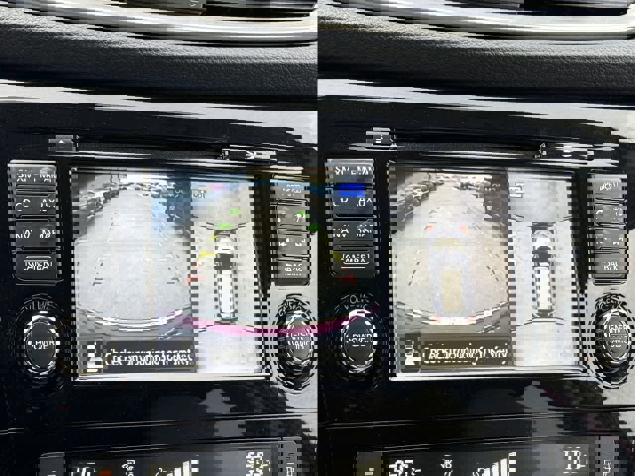 Used 2016 Nissan Rogue SV w/ SV Premium Package image 27