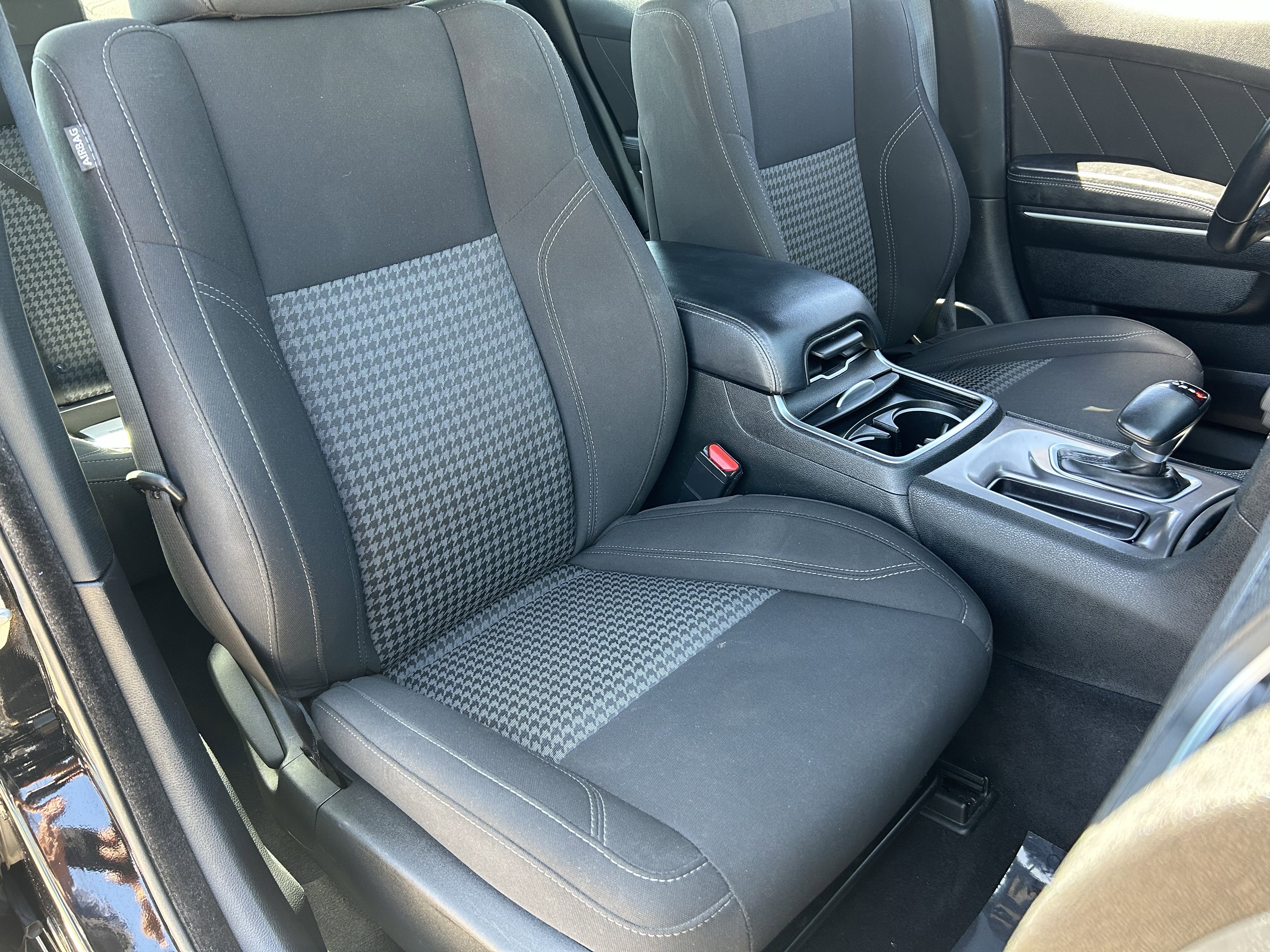 Used 2023 Dodge Charger SXT image 9