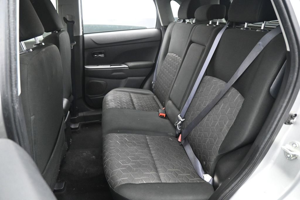 Used 2023 Mitsubishi Outlander Sport LE AWD/4WD image 24