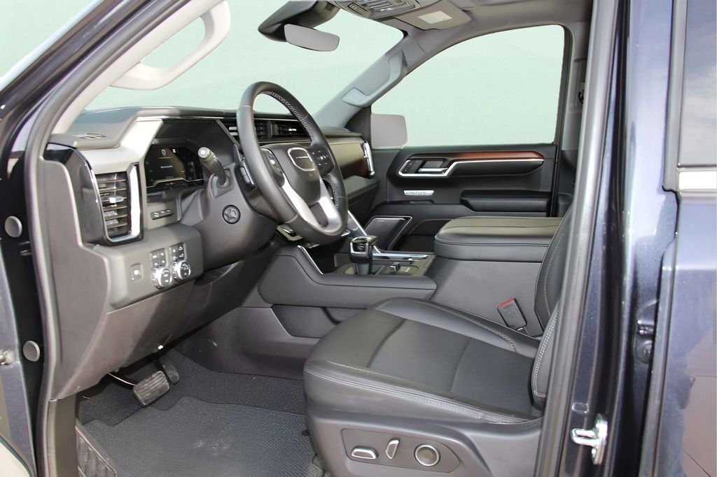 Used 2024 GMC Sierra 1500 Denali w/ Denali Reserve Package image 11