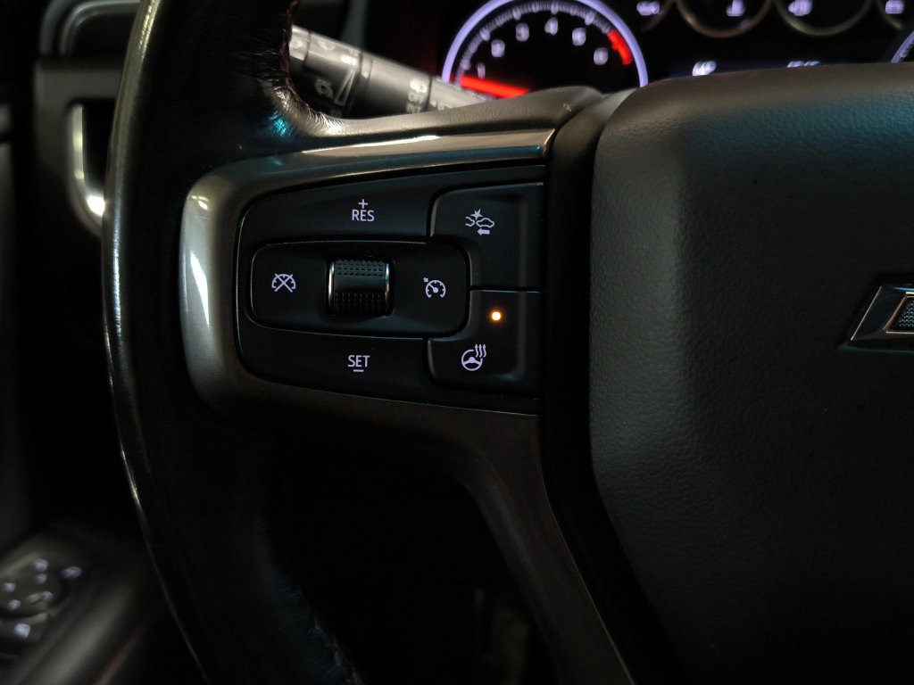 Used 2021 Chevrolet Suburban RST w/ Luxury Package AWD/4WD image 29