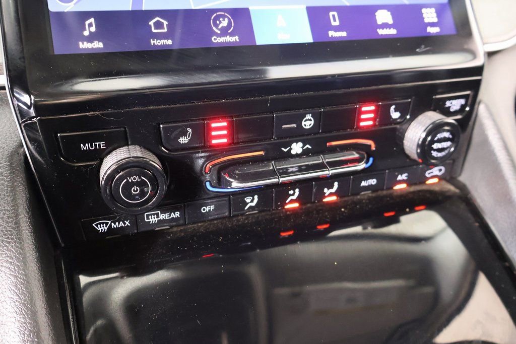 Used 2021 Jeep Grand Cherokee L Limited image 8