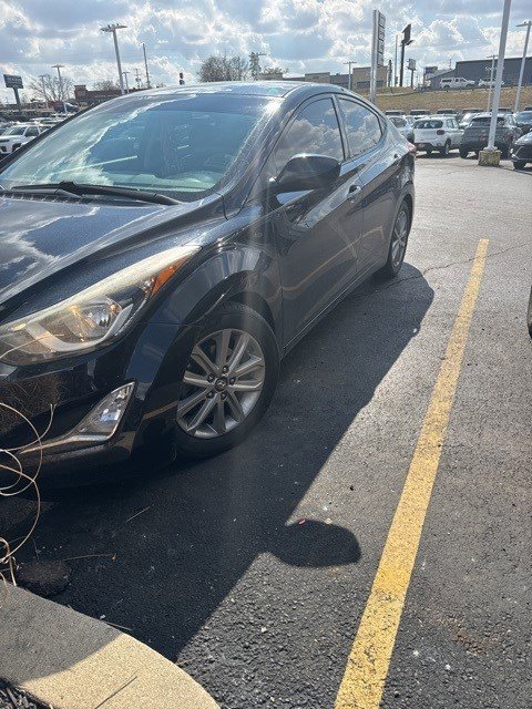 Used 2016 Hyundai Elantra SE w/ Option Group 02 image 2