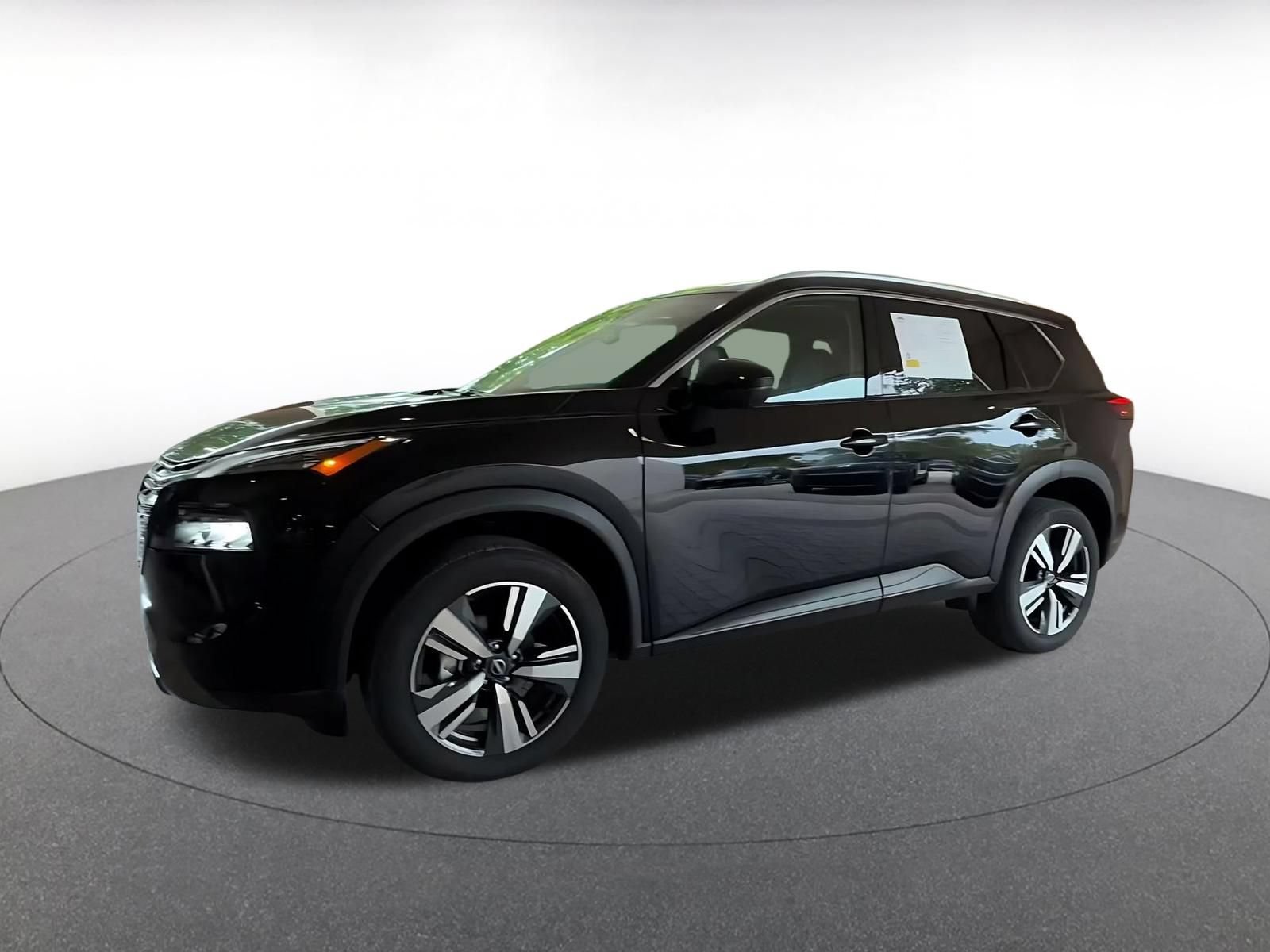 Used 2026 Nissan Rogue SL FWD image 7