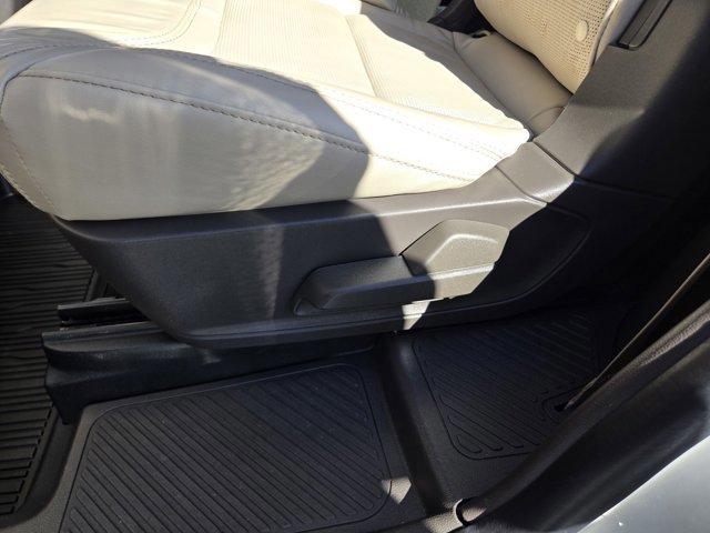 Used 2022 Ford Explorer Platinum w/ Equipment Group 601A image 32