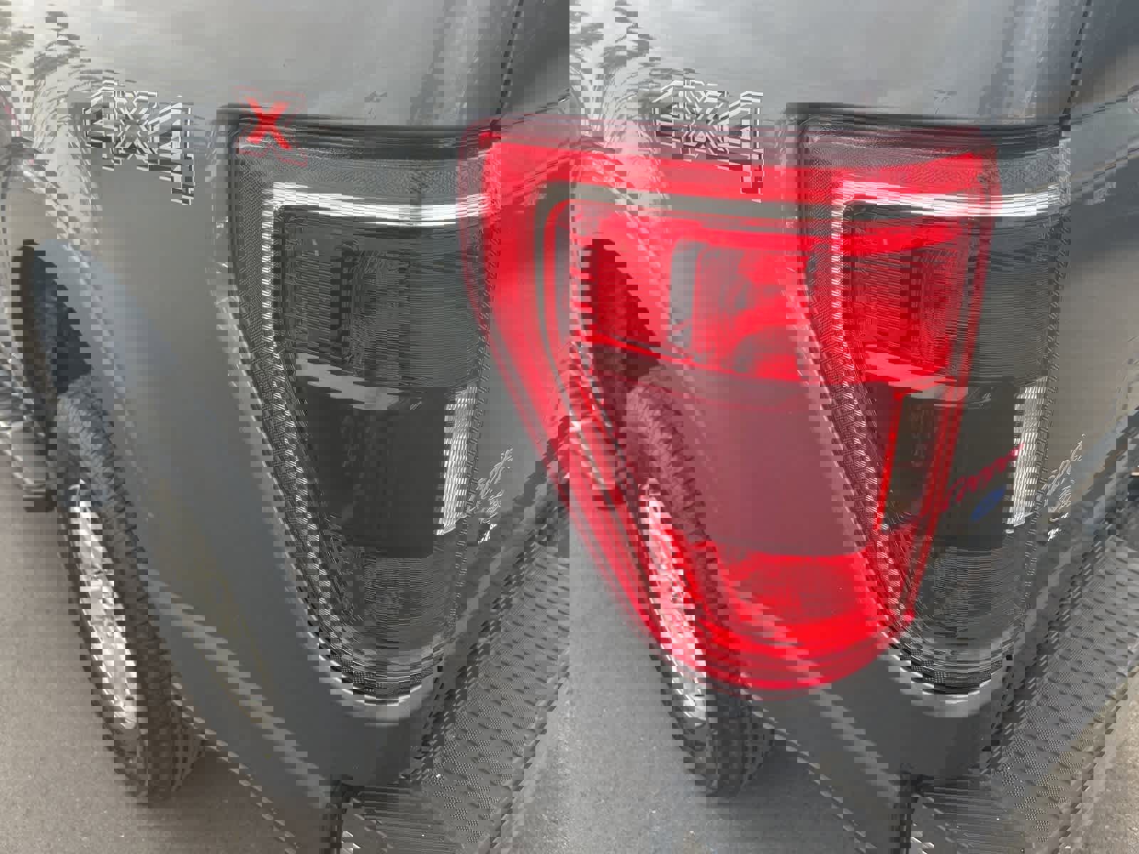 Used 2021 Ford F150 XLT w/ Equipment Group 301A Mid image 21