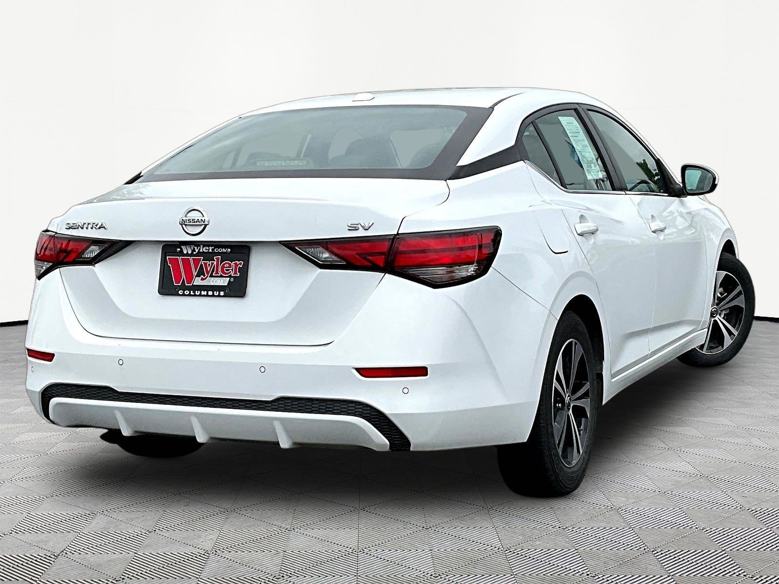 Used 2023 Nissan Sentra SV FWD image 6
