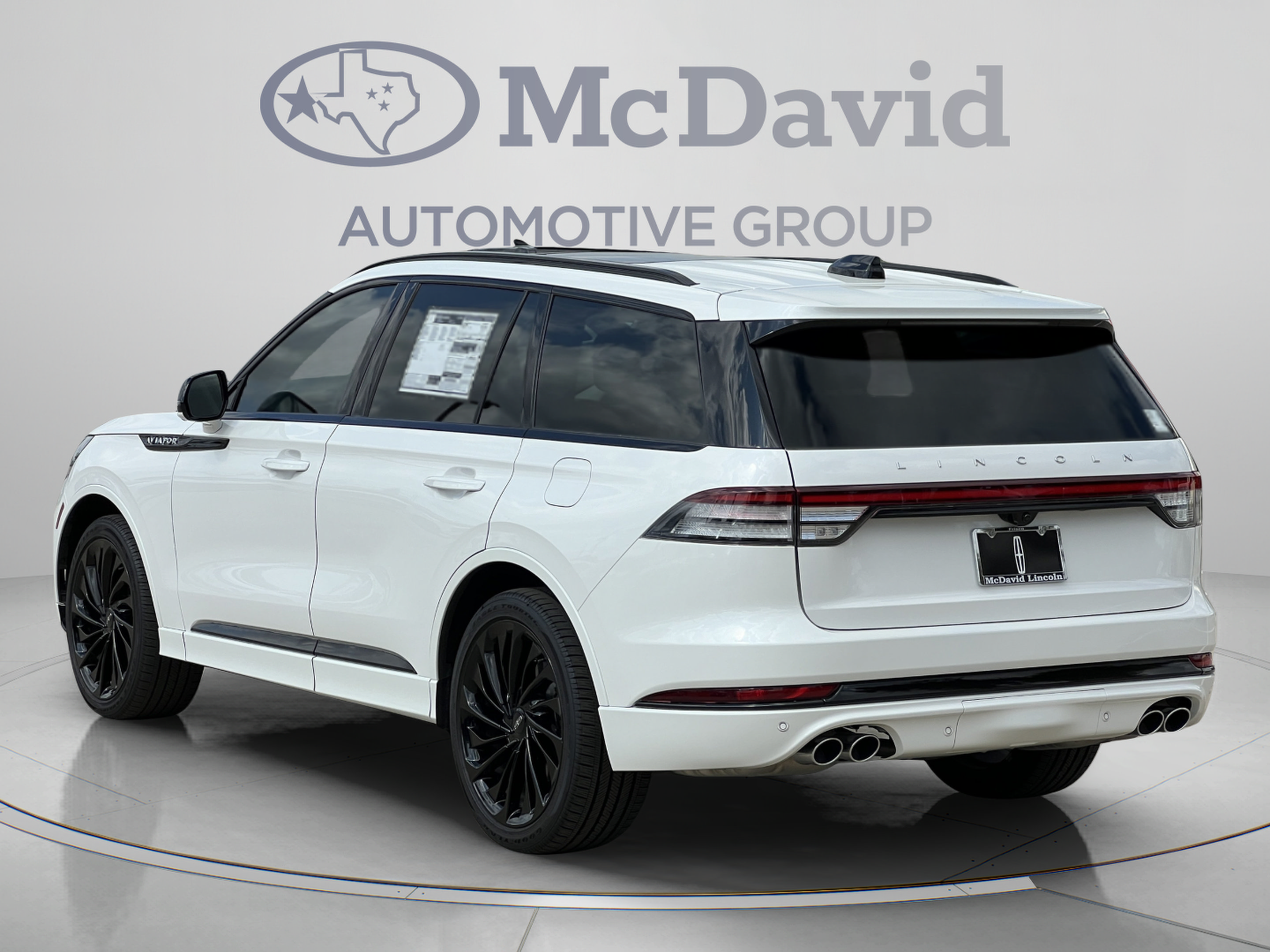 New 2026 Lincoln Aviator Reserve w/ Jet Appearance Package RWD image 5