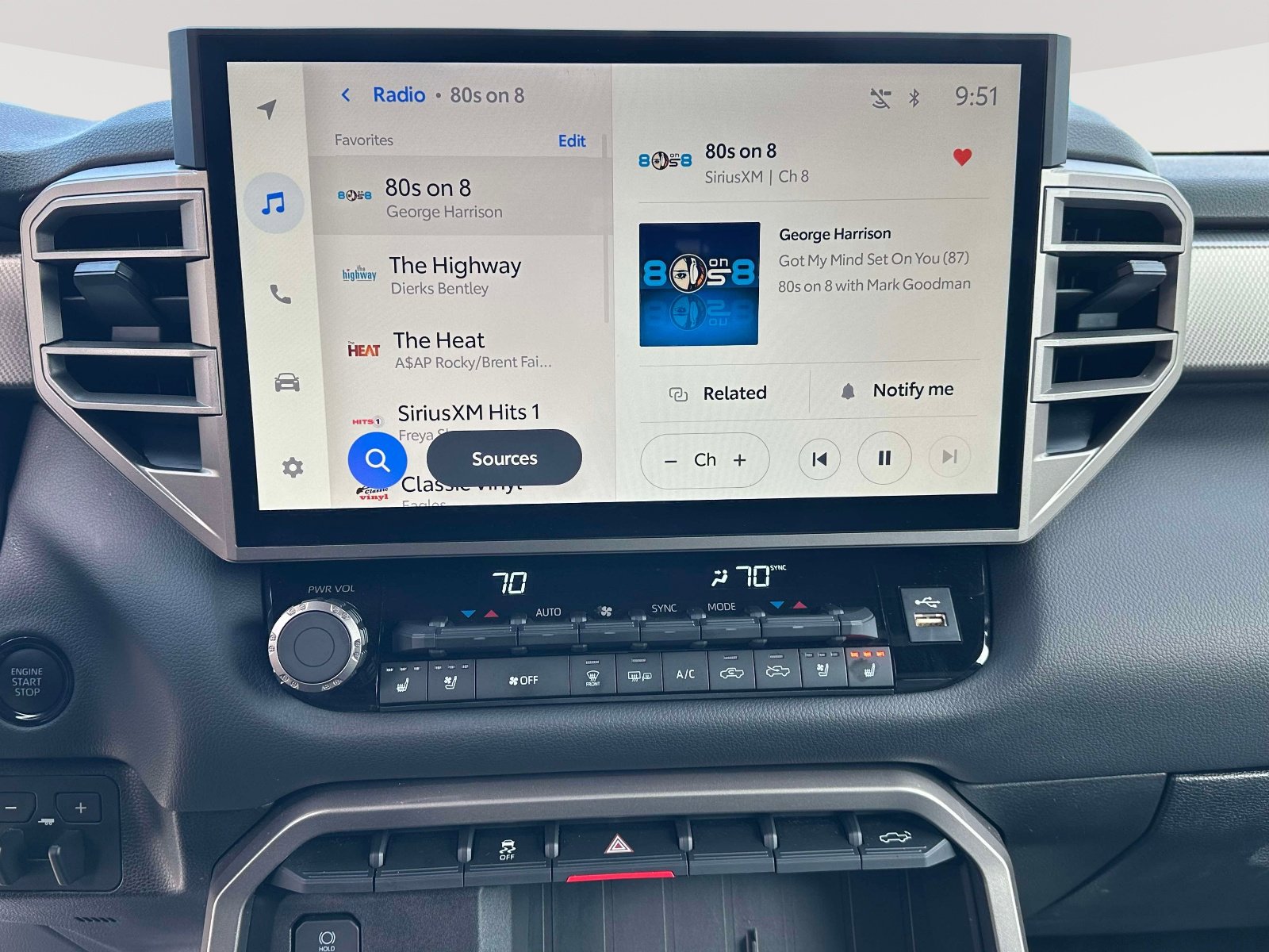 Used 2025 Toyota Tundra Limited image 8