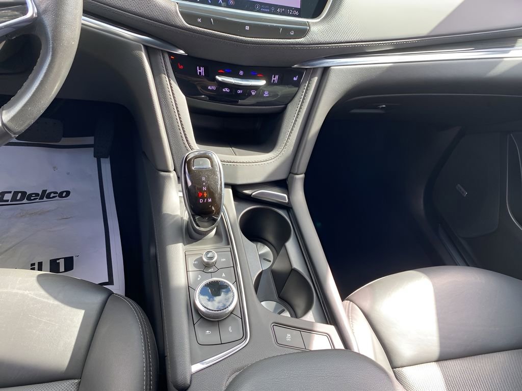 Used 2021 Cadillac XT5 Premium Luxury image 24
