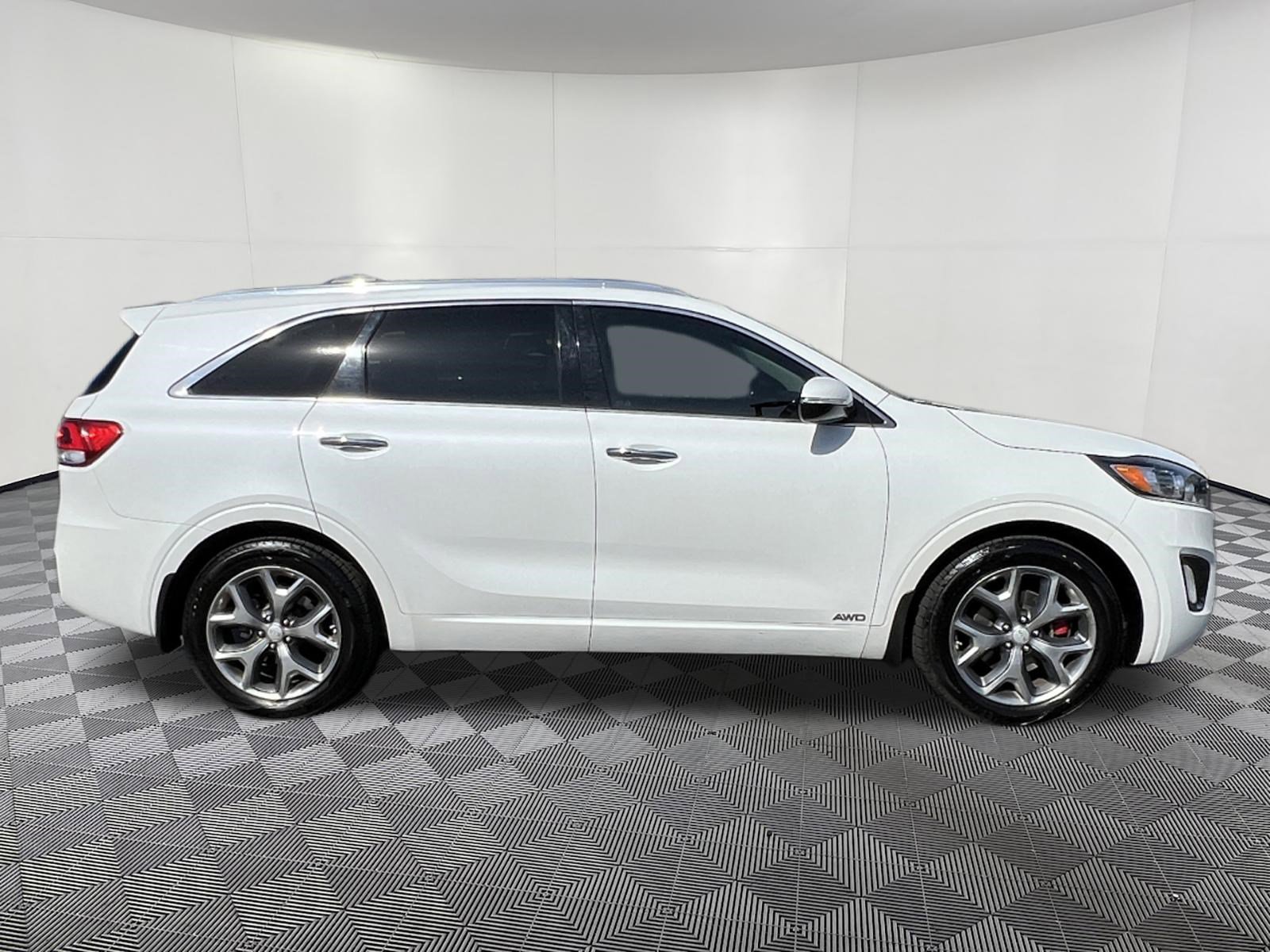Used 2017 Kia Sorento SX AWD/4WD image 7
