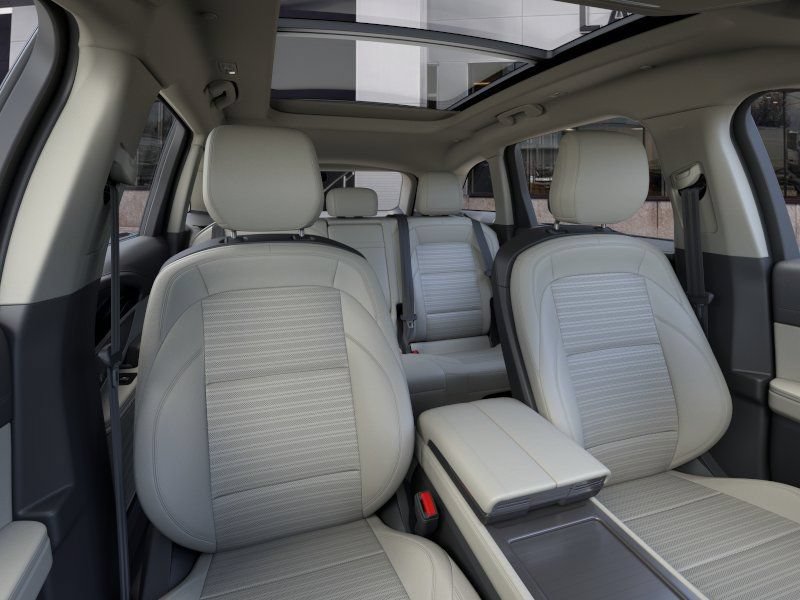 New 2026 Lincoln Nautilus Reserve w/ Jet Appearance Package AWD/4WD image 30