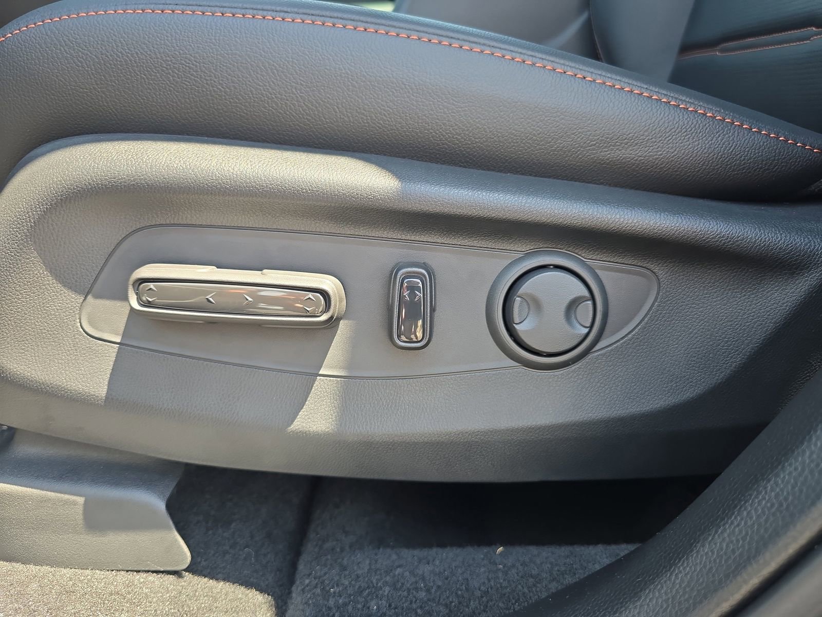 New 2025 Honda CR-V Sport-L image 17