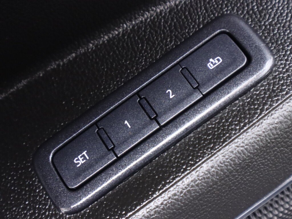 Used 2019 GMC Yukon XL SLT AWD/4WD image 28