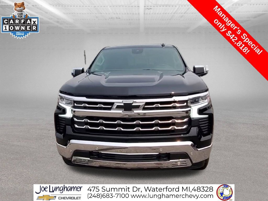Used 2024 Chevrolet Silverado 1500 LTZ AWD/4WD image 3