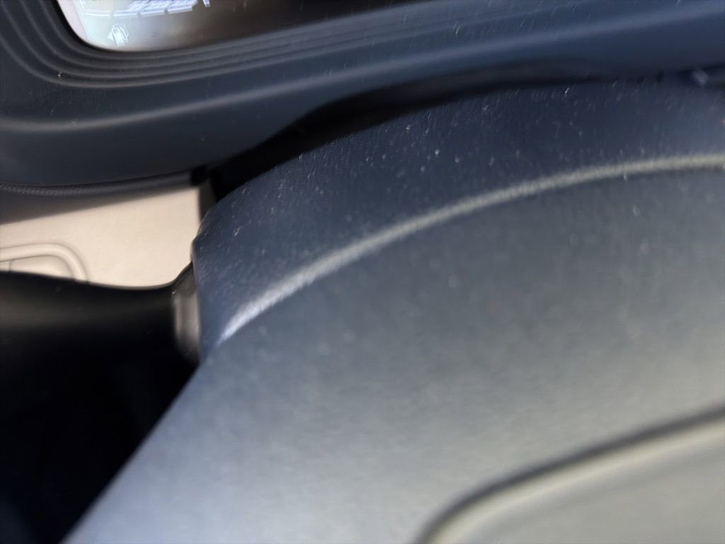Used 2024 Hyundai Venue Limited FWD image 20