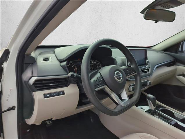 Used 2021 Nissan Altima 2.5 SV FWD image 9