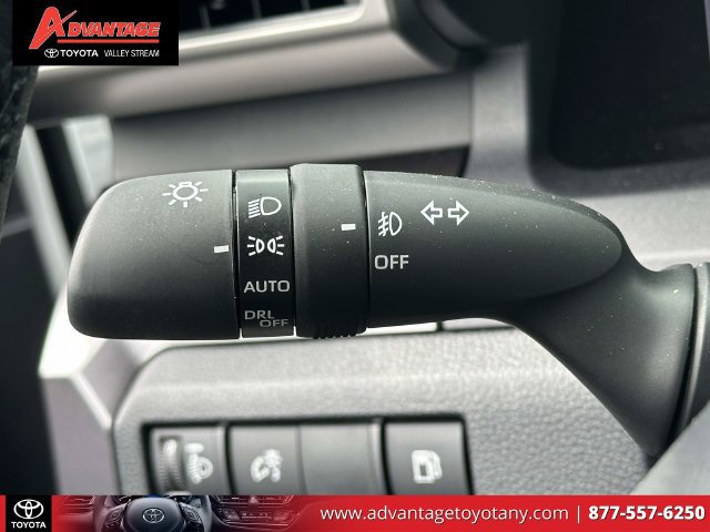 Used 2026 Toyota 4Runner SR5 RWD image 25