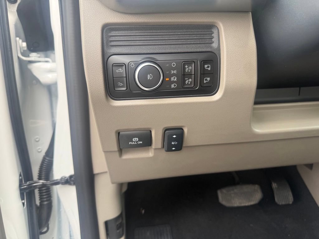 New 2026 Ford F250 Platinum w/ Platinum Plus Package AWD/4WD image 25