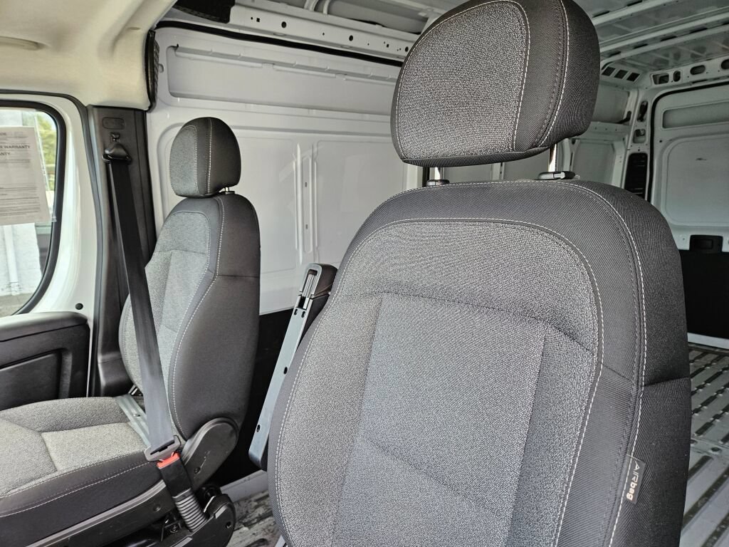 Used 2023 RAM ProMaster 2500 FWD image 16