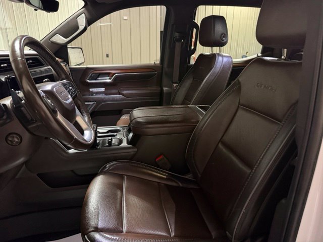Used 2023 GMC Sierra 1500 Denali w/ Technology Package AWD/4WD image 16