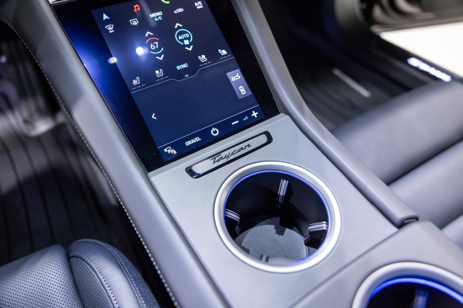 Used 2024 Porsche Taycan 4S image 45