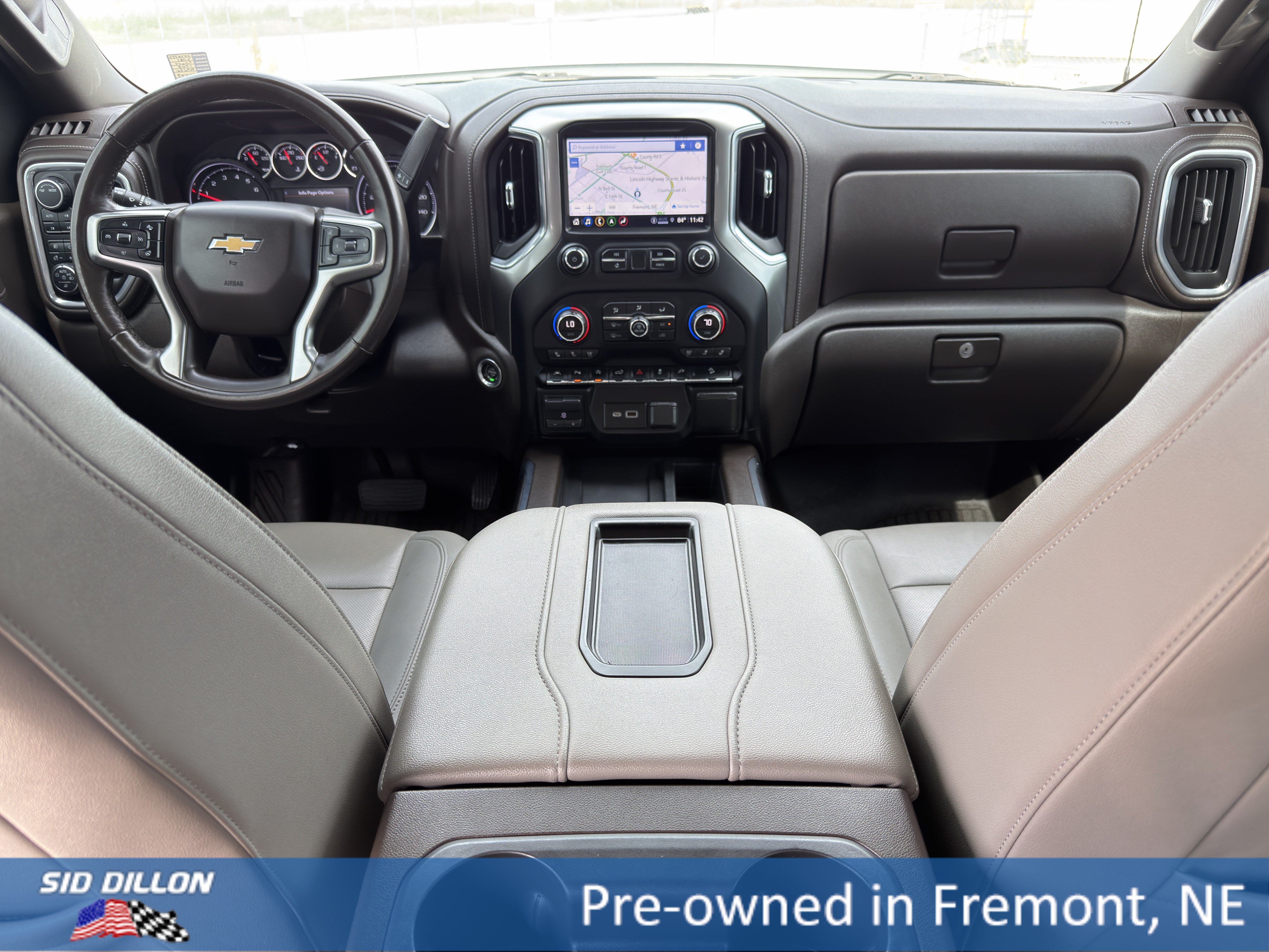 Used 2021 Chevrolet Silverado 1500 LTZ w/ LTZ Premium Package AWD/4WD image 9
