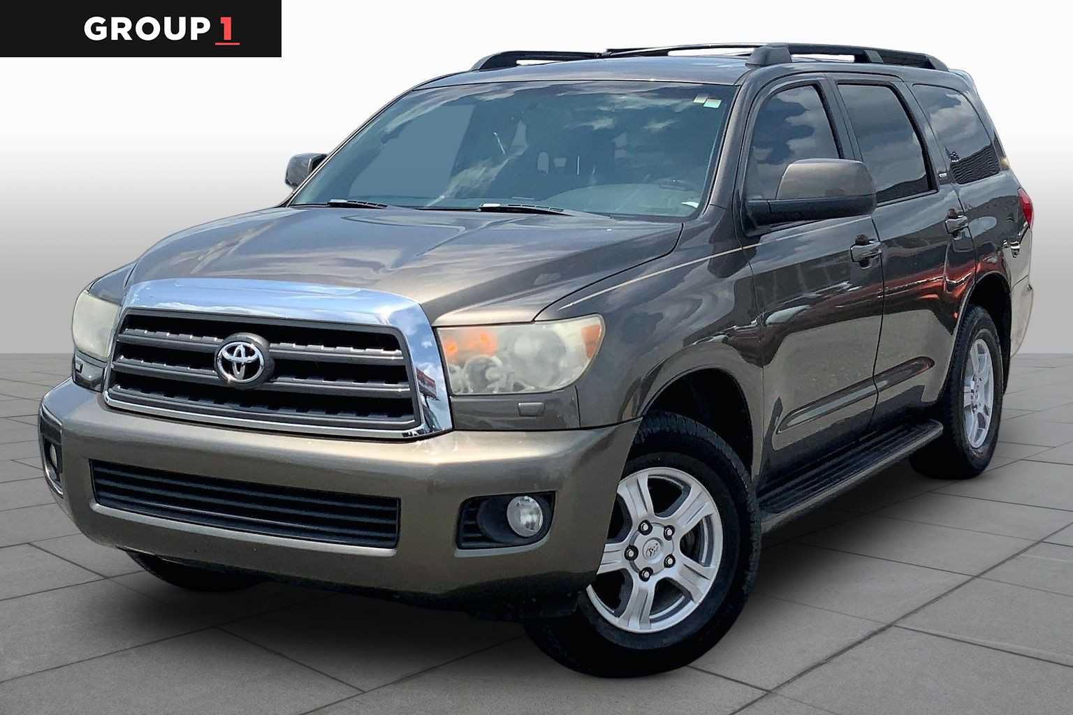 Used 2008 Toyota Sequoia SR5 w/ Moonroof & Roof Rack Pkg