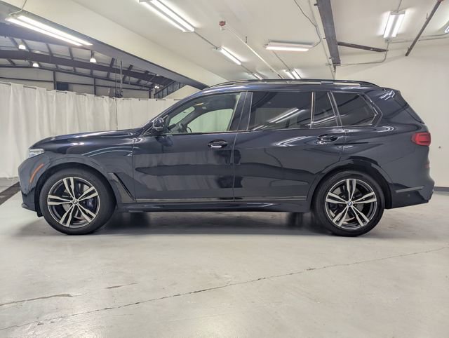 Used 2021 BMW X7 M50i image 27