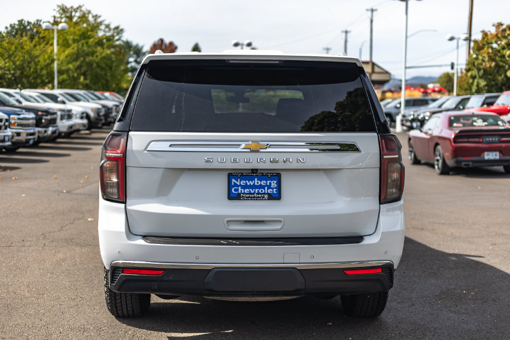 Used 2022 Chevrolet Suburban LS AWD/4WD image 8