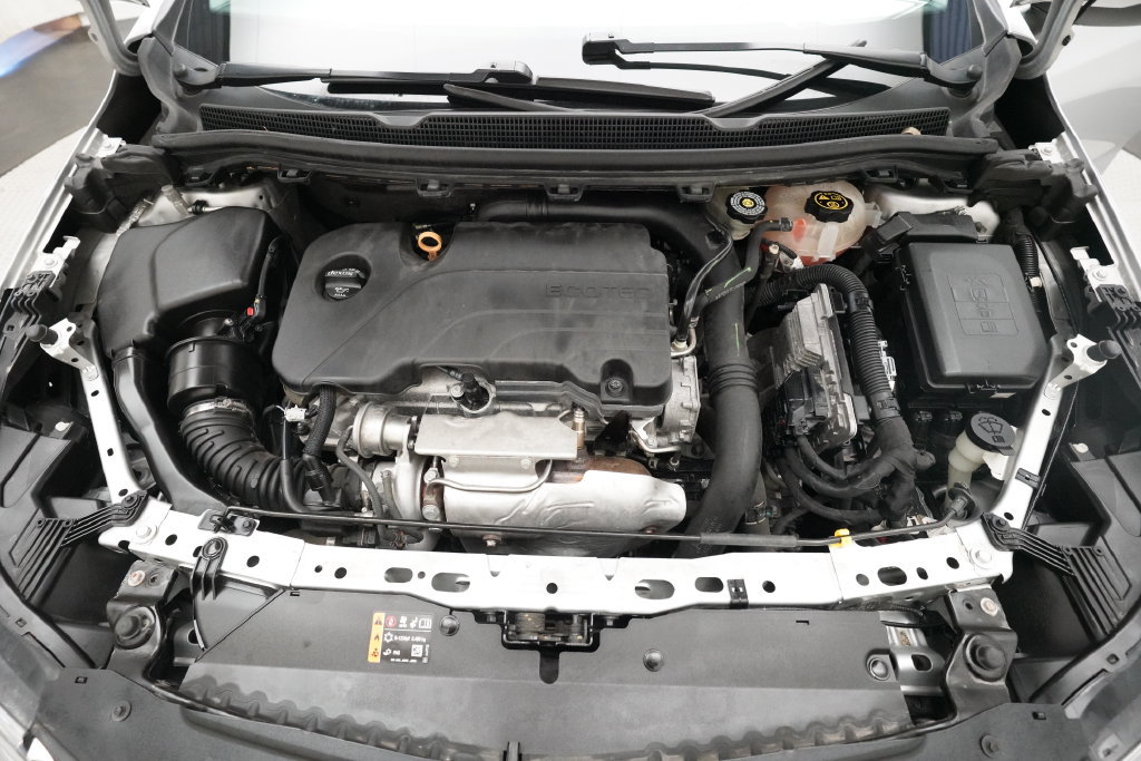Used 2019 Chevrolet Cruze LS w/ LS Convenience Package FWD image 13